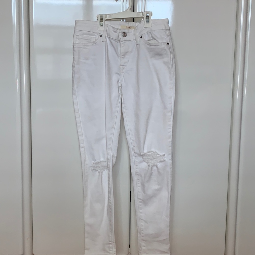 *BARELY WORN* LEVIS WOMENS 26 711 SKINNY JEANS